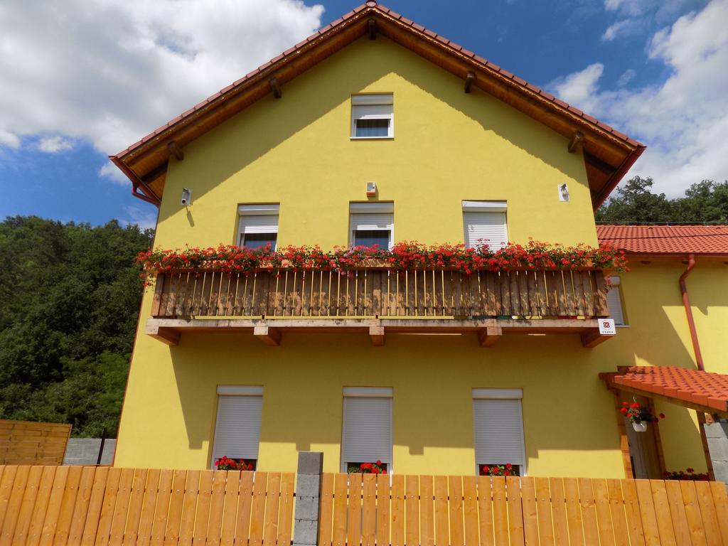 Bakterház Vendégház Nagyvisnyó Extérieur photo