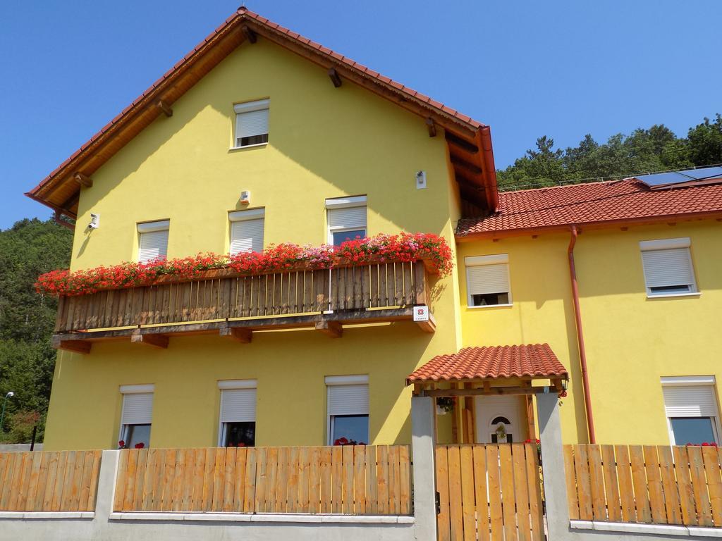 Bakterház Vendégház Nagyvisnyó Extérieur photo